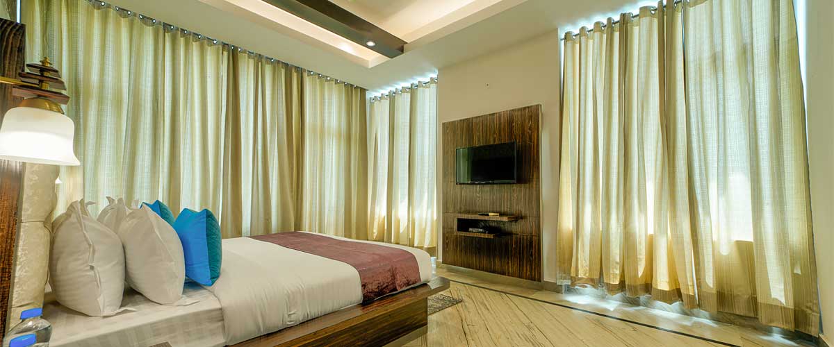 Suite Room at Kamal Residency, Naddi, Dharamshala
